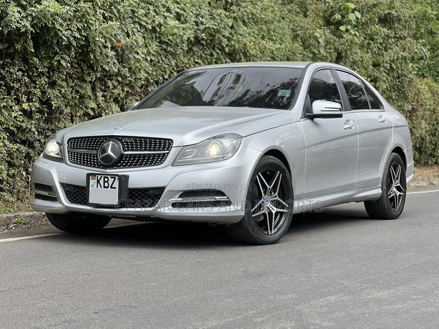 Mercedes-Benz C200 2008 Silver