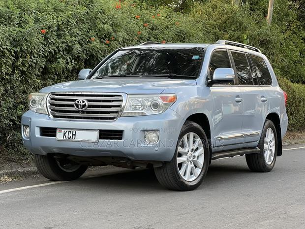 Toyota Land Cruiser 4.5 V8 VXR 2012 Blue