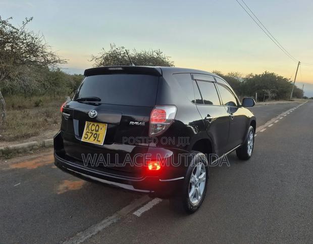 Toyota RAV4 2.5 4x4 2011 Black