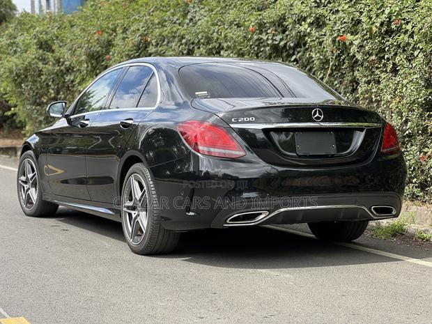 Mercedes-Benz C200 2019 Black