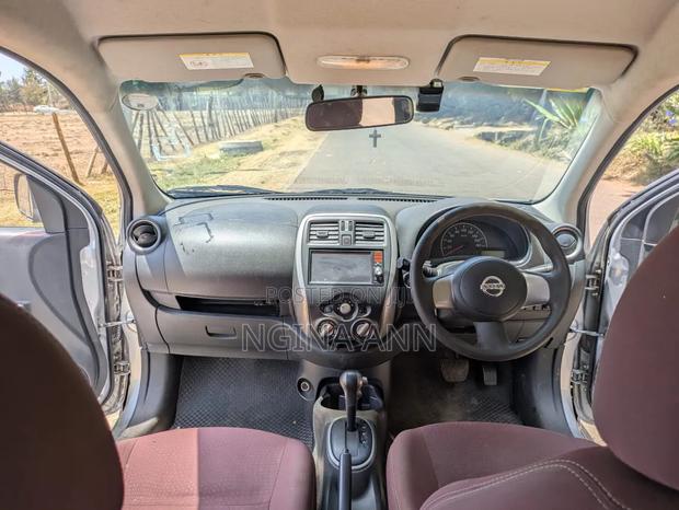 Nissan March 2015 Silver