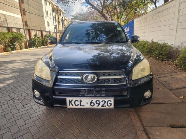 Toyota RAV4 2010 Black