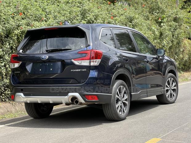 Subaru Forester 2.5i Touring AWD 2018 Blue