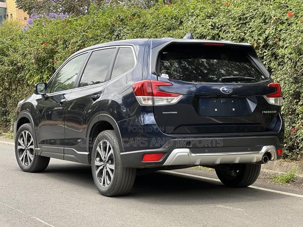 Subaru Forester 2.5i Touring AWD 2018 Blue