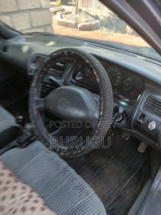 Toyota Corolla 2001 Blue
