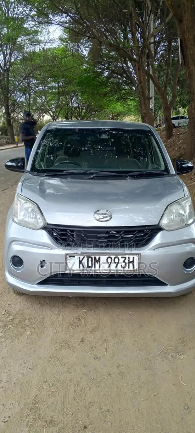 Toyota Passo 1.0 FWD 2018 Silver