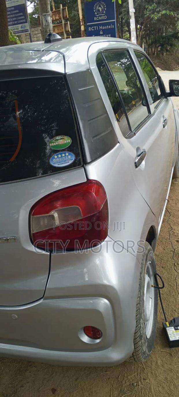 Toyota Passo 1.0 FWD 2018 Silver