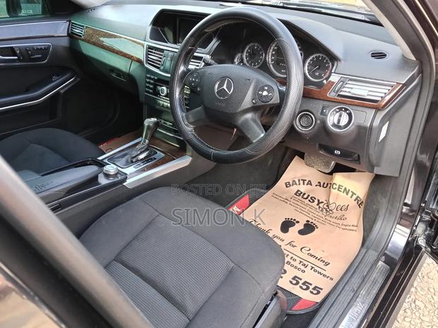 Mercedes-Benz E250 2011 Black