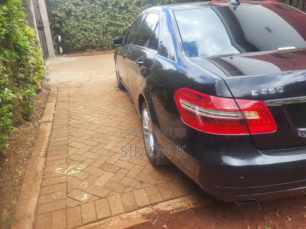 Mercedes-Benz E250 2011 Black