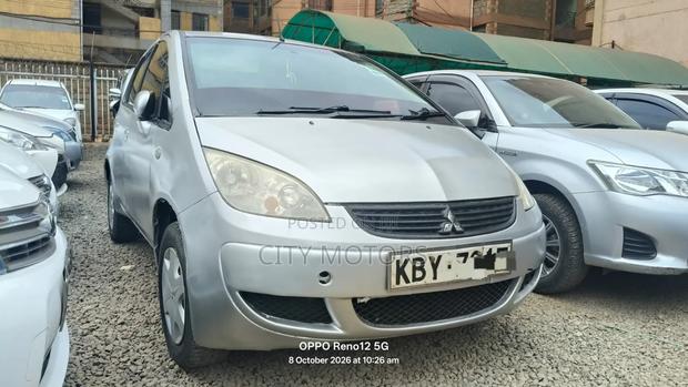 Mitsubishi Colt 2006 Silver