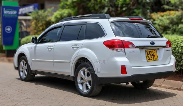 Subaru Outback 2014 White