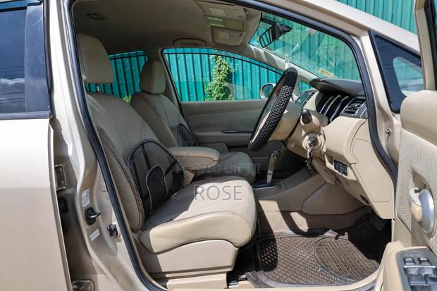 Nissan Tiida 2011 Beige