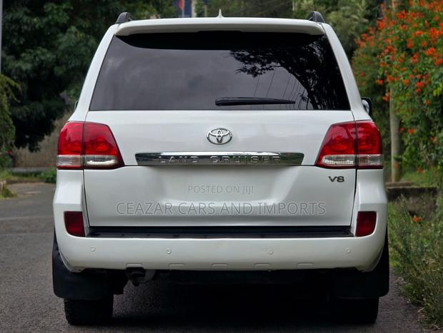 Toyota Land Cruiser 4.6 V8 AX G Selection 2009 Pearl