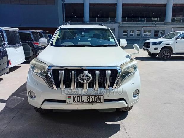 Toyota Land Cruiser Prado 2015 Silver