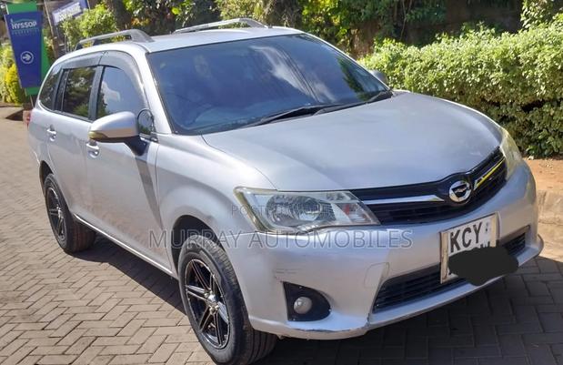 Toyota Corolla Fielder 2014 Silver