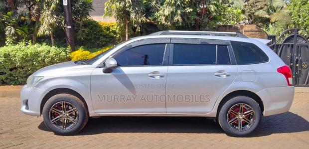 Toyota Corolla Fielder 2014 Silver