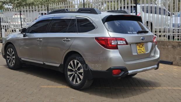 Subaru Outback 2015 Gold