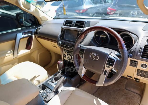 Toyota Land Cruiser Prado 2015 White