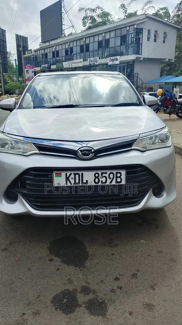 Toyota Corolla Fielder 2015 Silver