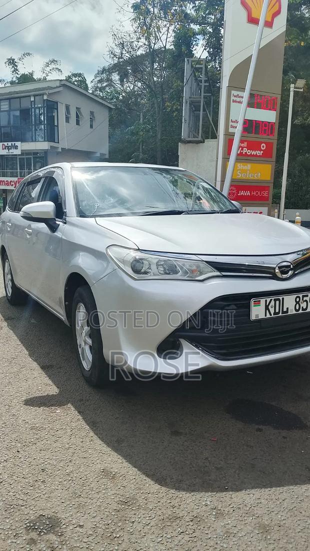 Toyota Corolla Fielder 2015 Silver