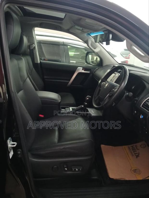 Toyota Land Cruiser Prado 2021 Black