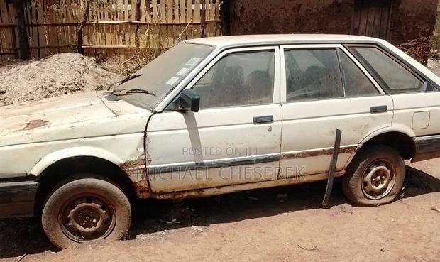 Nissan Sunny B11 Sedan 1.7 1985 White