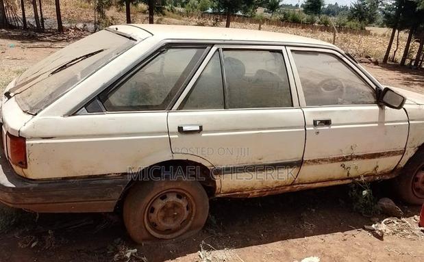 Nissan Sunny B11 Sedan 1.7 1985 White
