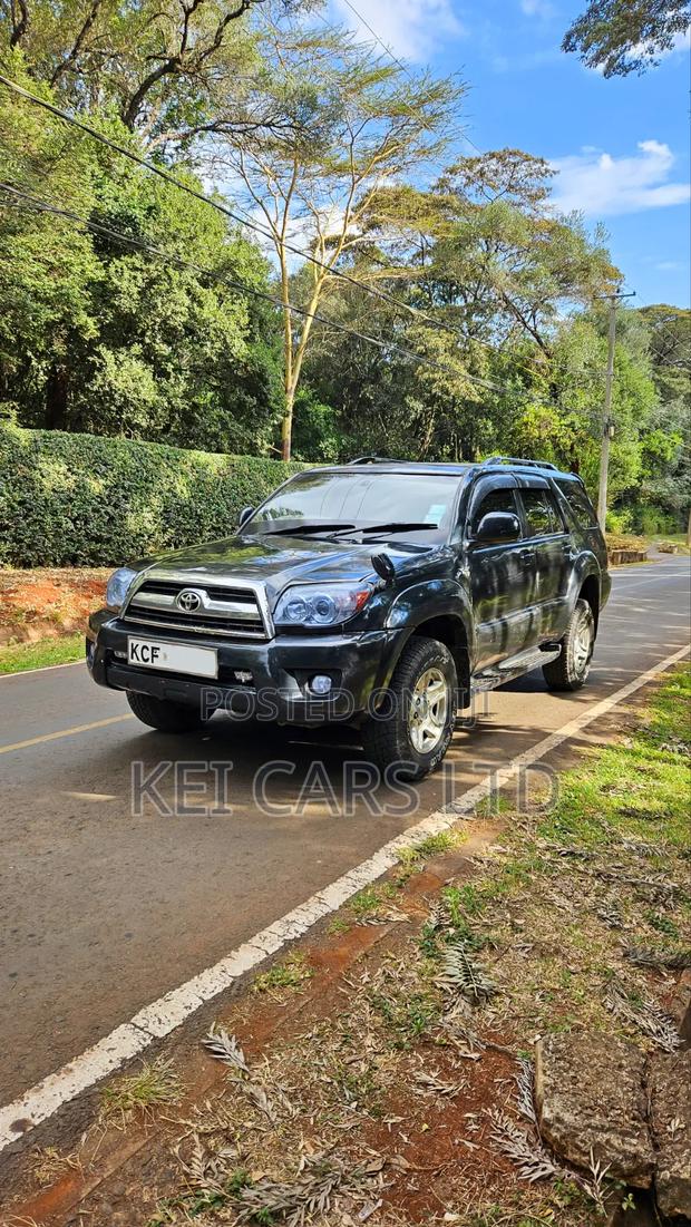 Toyota Hilux Surf 2.7 SSR 2002 Black
