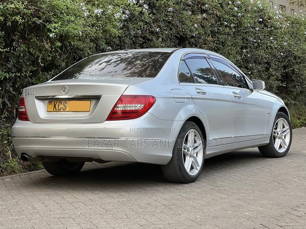 Mercedes-Benz C200 2011 Silver