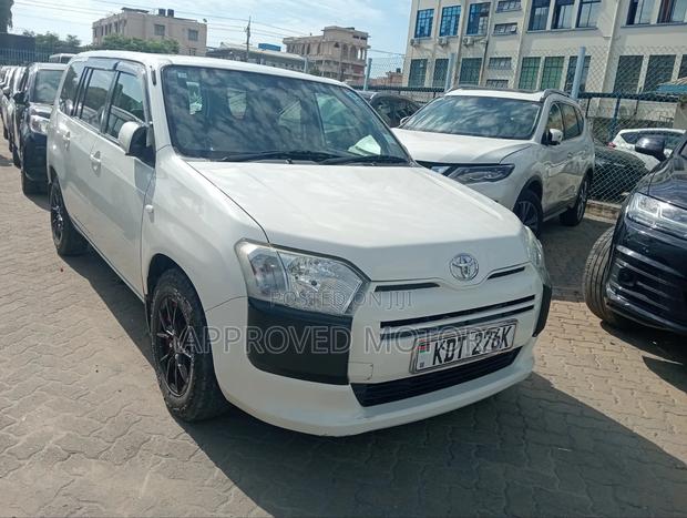 Toyota Succeed 2019 White