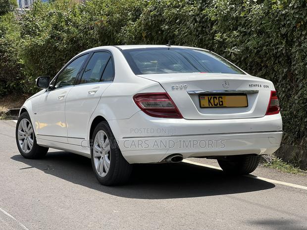 Mercedes-Benz C200 2008 White