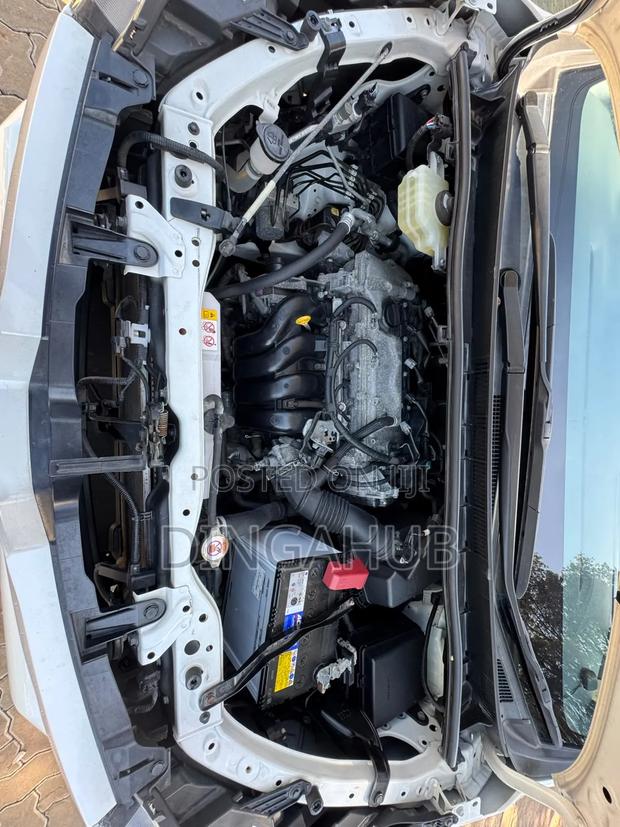 Toyota Voxy ZS 2WD 8-Seater 2019 White