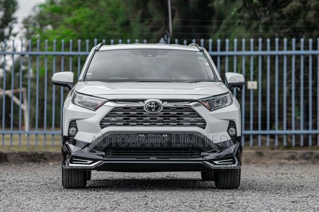 Toyota RAV4 2019 Pearl