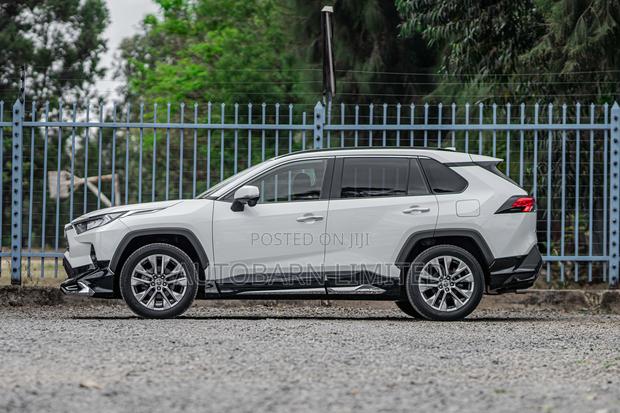 Toyota RAV4 2019 Pearl