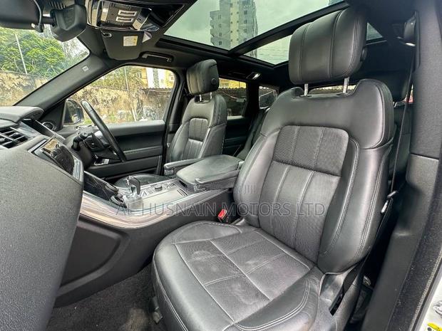 Land Rover Range Rover Sport HSE Td6 2019 Pearl