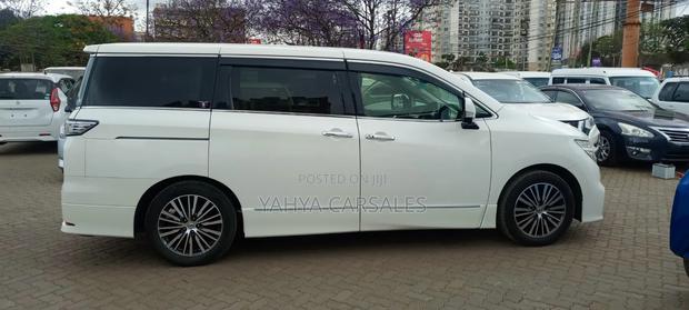 Nissan Elgrand 2019 Pearl