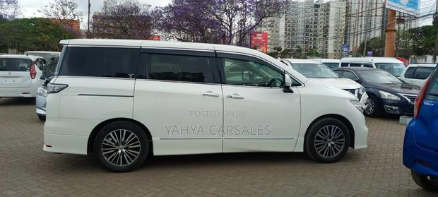 Nissan Elgrand 2019 Pearl