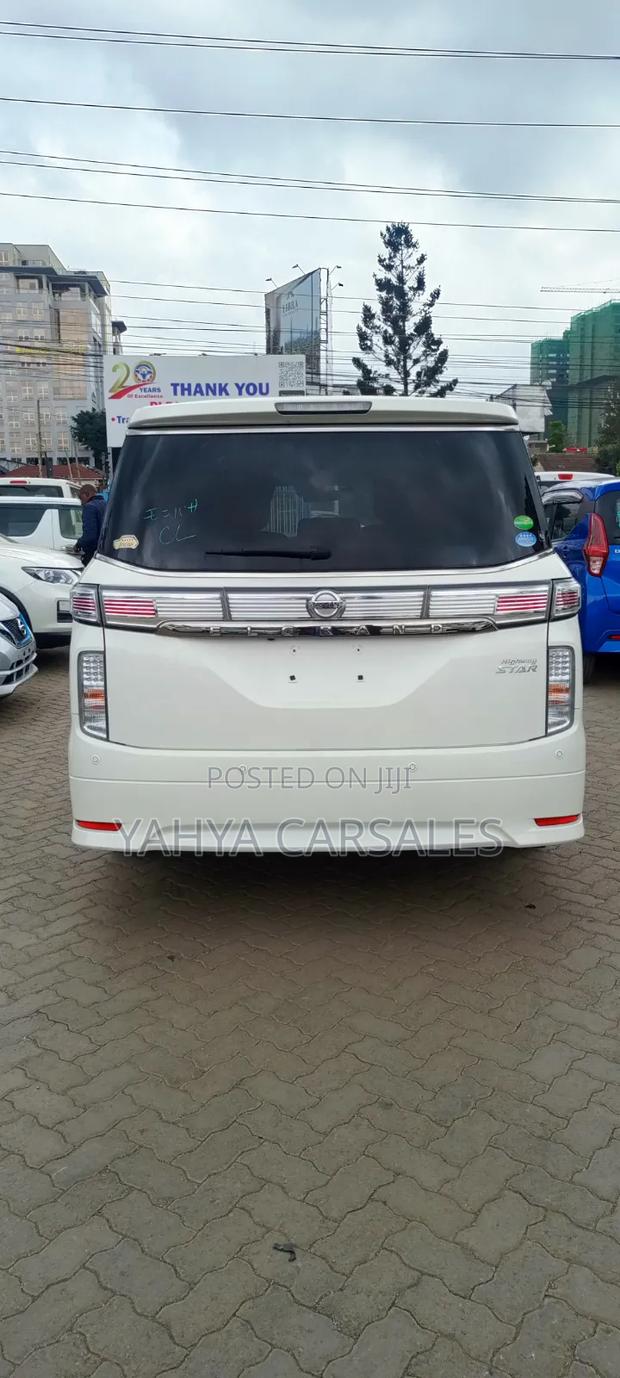 Nissan Elgrand 2019 Pearl