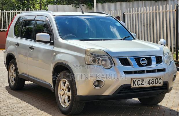 Nissan X-Trail 2013 Silver