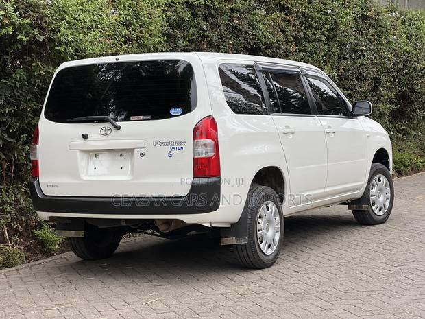 Toyota Probox 1.5 DX Comfort 4WD 2020 White