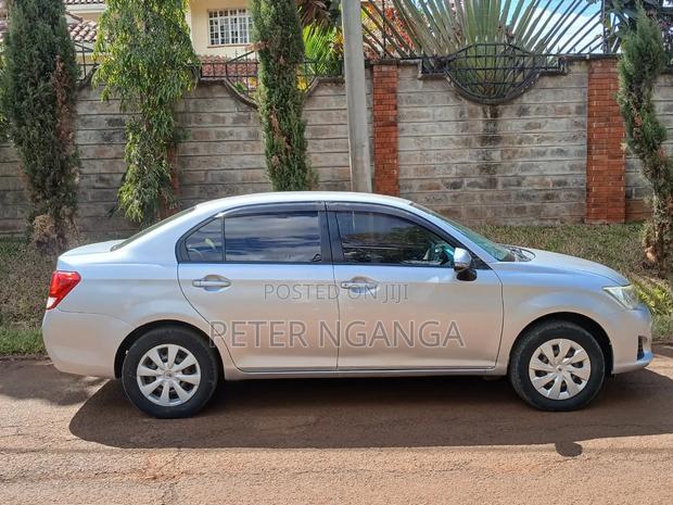 Toyota Axio 1.5 X 2WD 2015 Silver