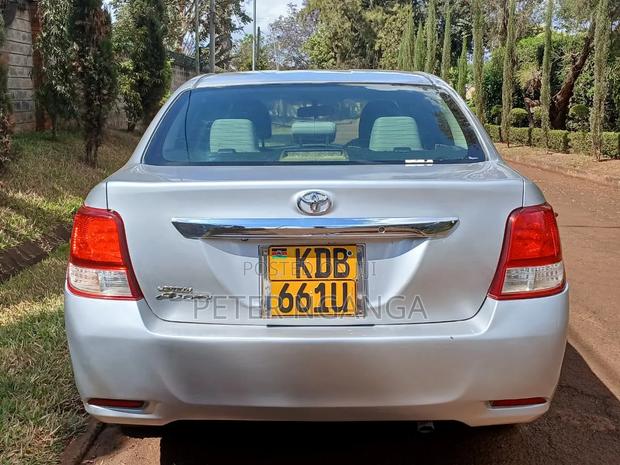 Toyota Axio 1.5 X 2WD 2015 Silver