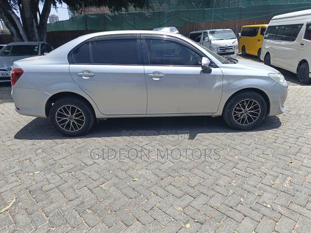 Toyota Axio 2015 Silver