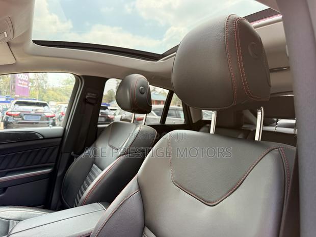 Mercedes-Benz GLE-Class GLE 350d 4MATIC 2019 Red