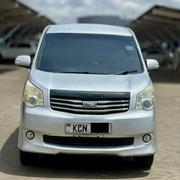 Toyota Noah 2.0 143hp FWD (8 Seater) 2010 Silver for sale