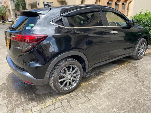 Honda Vezel 2019 Black