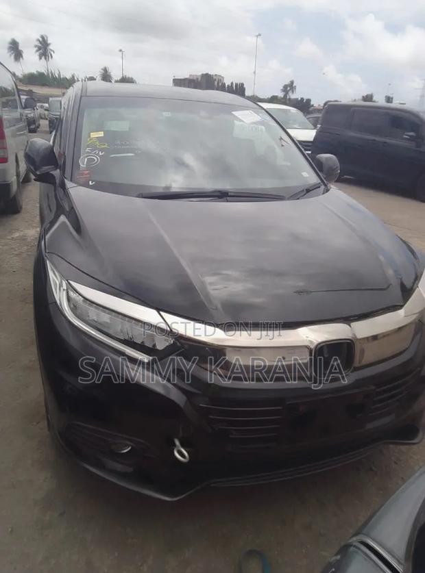 Honda Vezel 2019 Black
