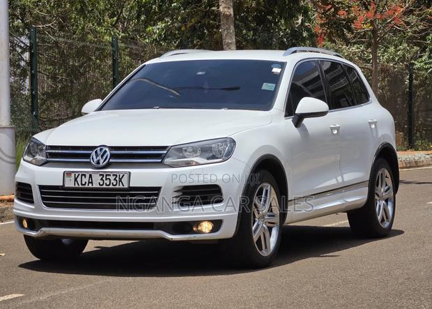 Volkswagen Touareg 2014 White