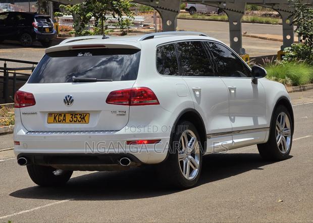 Volkswagen Touareg 2014 White