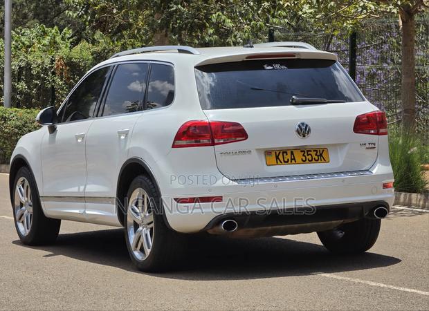 Volkswagen Touareg 2014 White